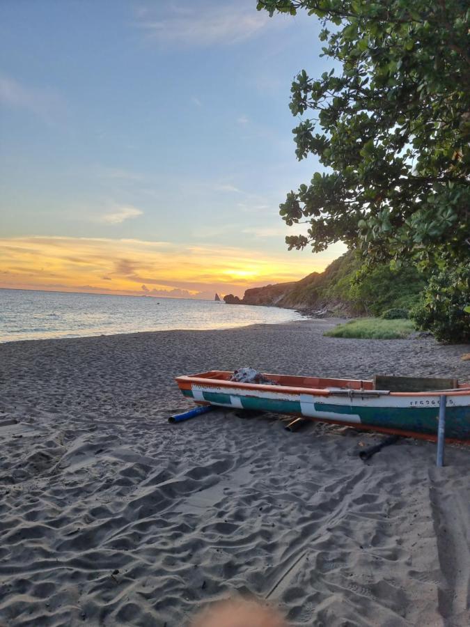Les Hauts Du Morne Larcher Fond Fleury 外观 照片